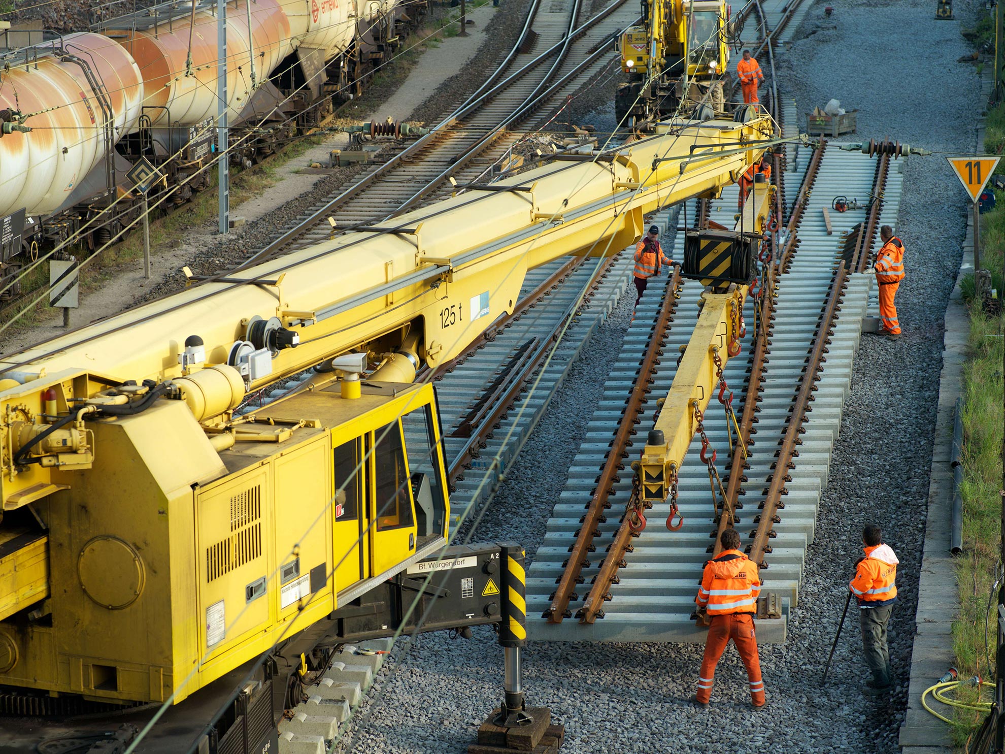 Multi Tasker Eisenbahnkran Weichenumbau